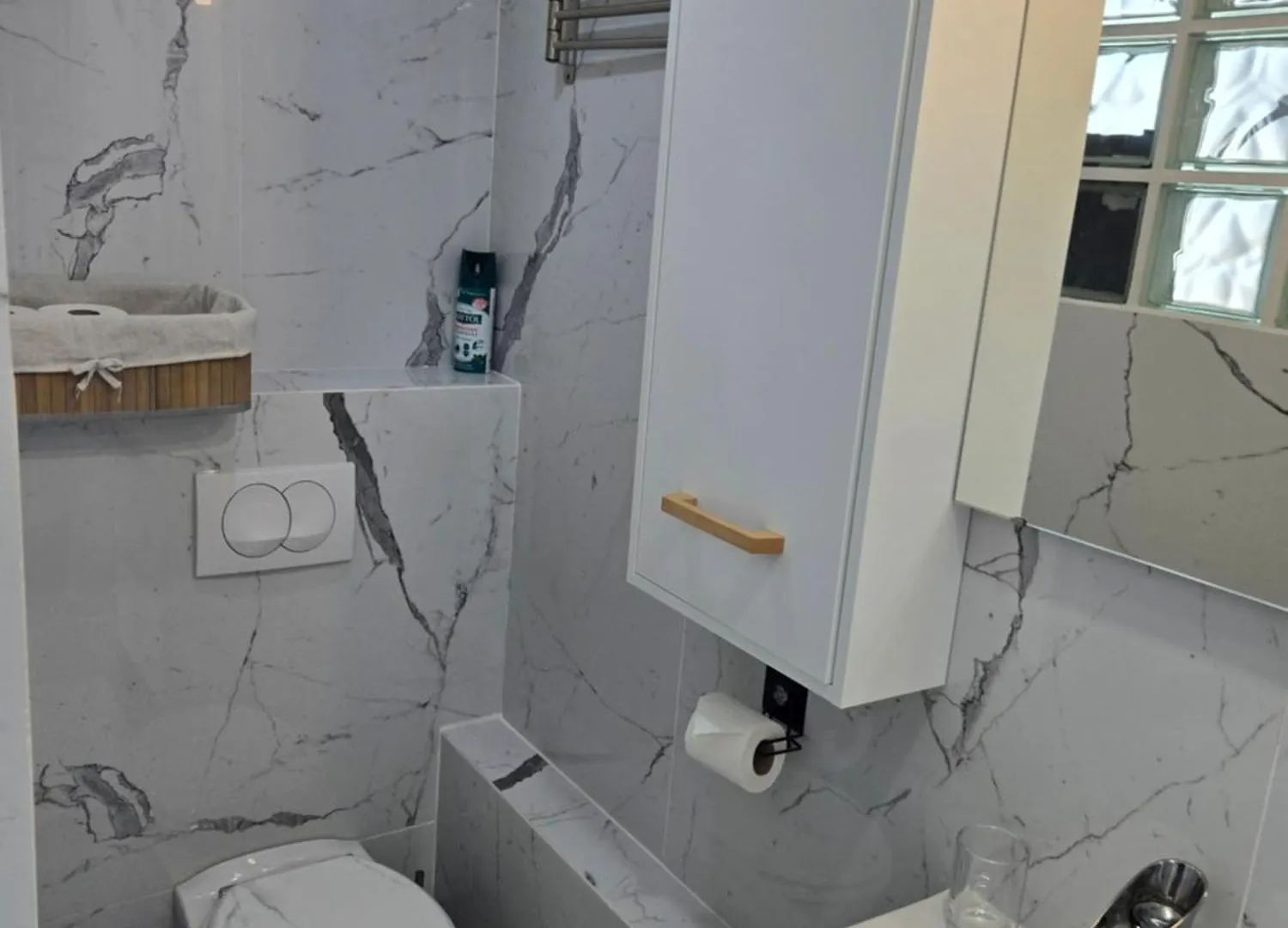 1 Chambre paisible à La Trinité proche de Nice et Monaco Pensión