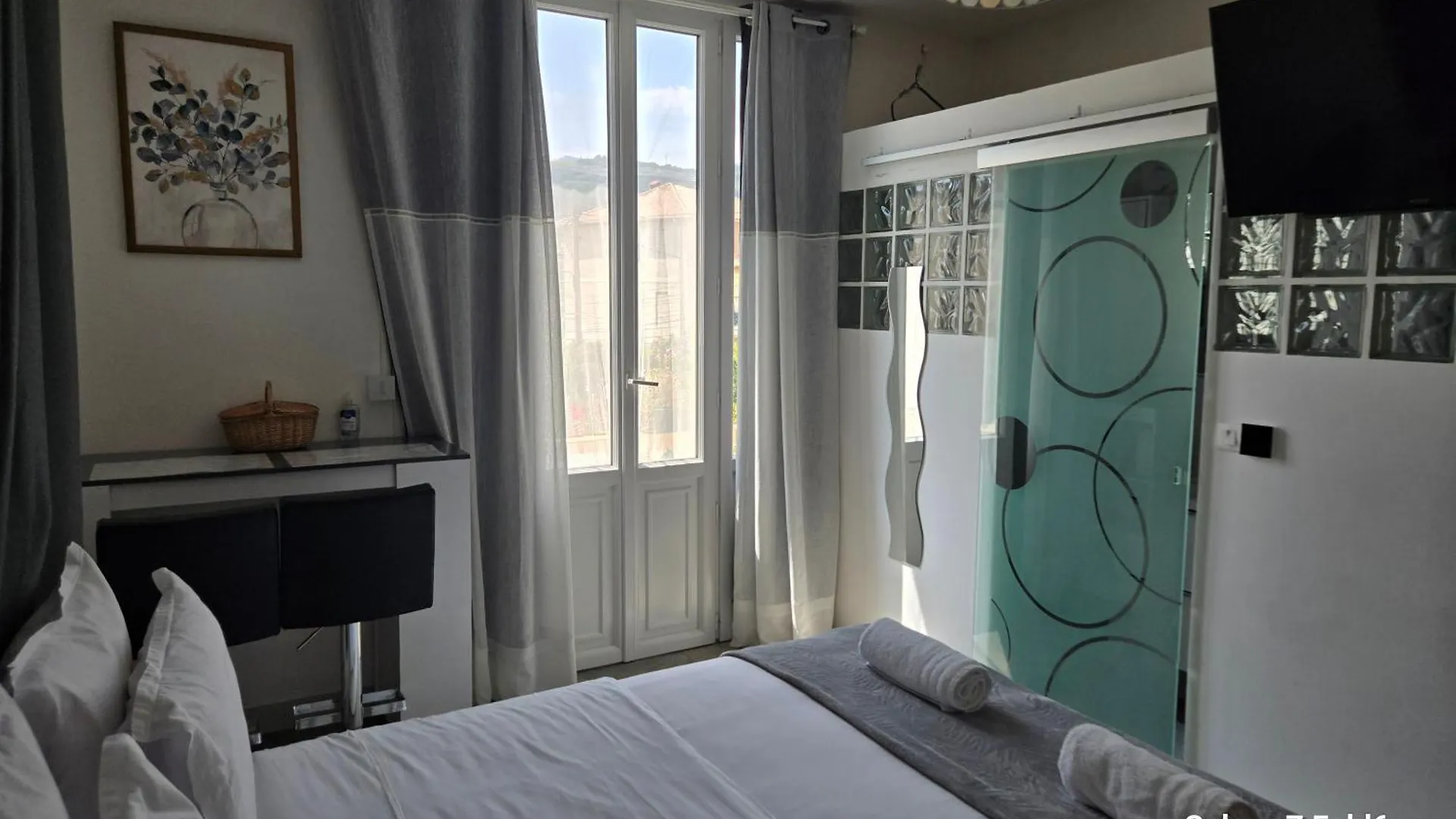 1 Chambre paisible à La Trinité proche de Nice et Monaco Francia