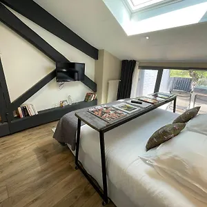 Le Florida Contemporaine Guest house Castera-Verduzan
